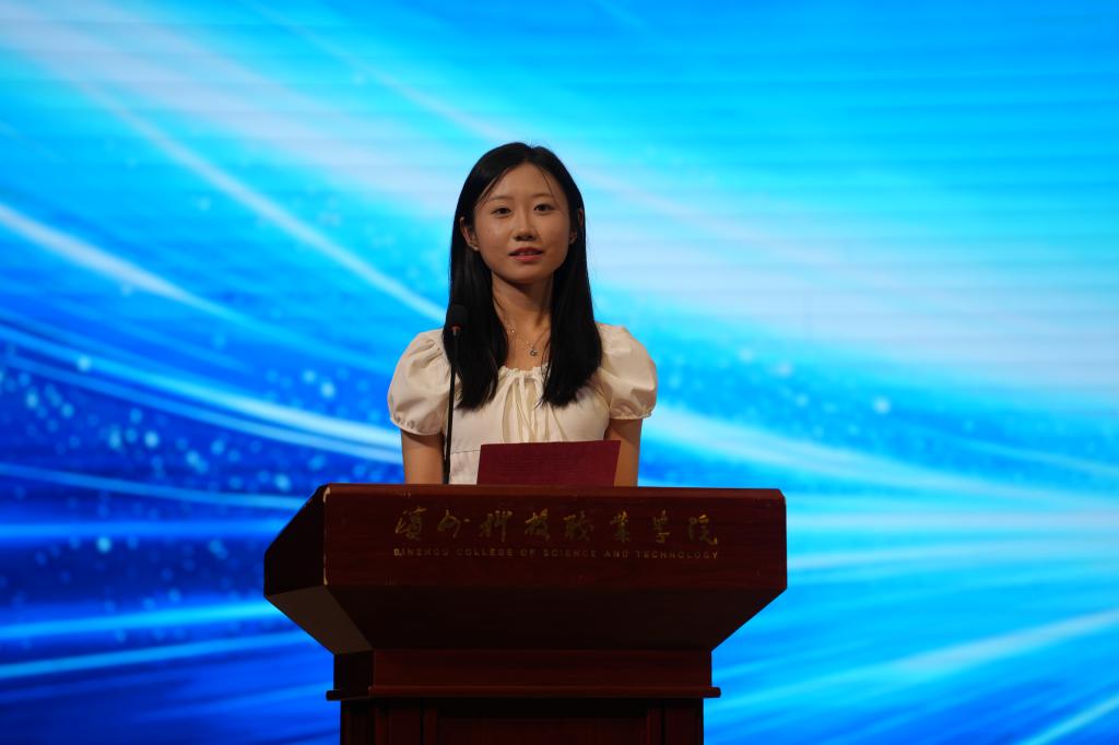 现场同步播放往届学子专升本备考纪实视