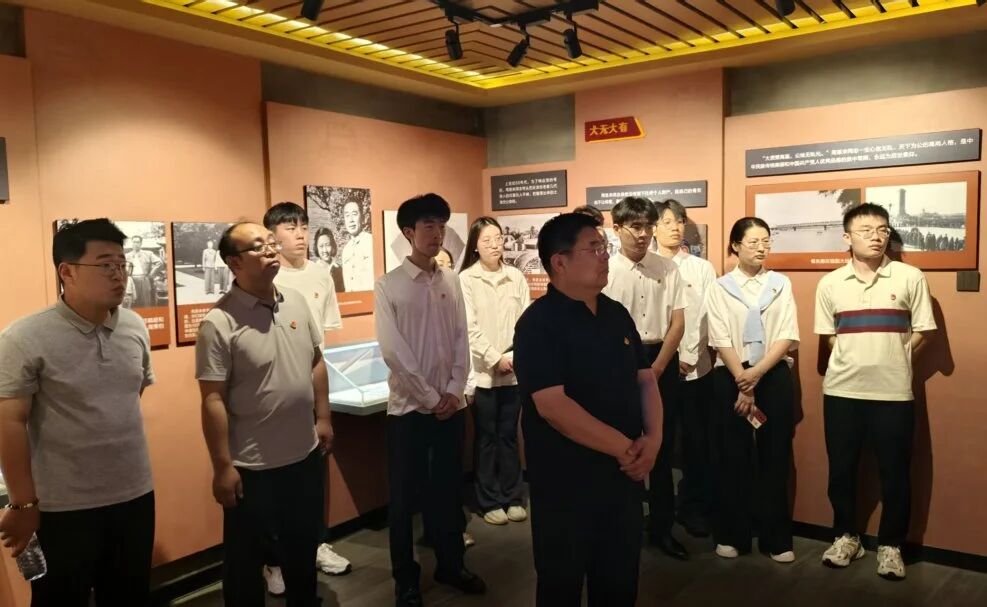 副校长刘曙明