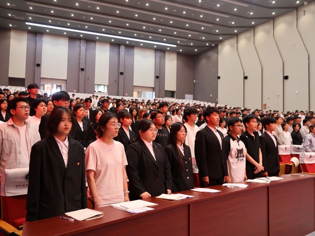 专门举办入党积极分子培训班开班仪式