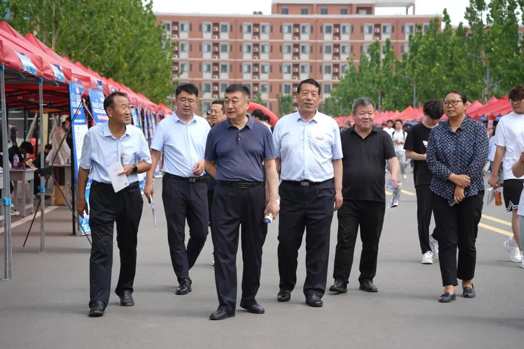 滨州市人力资源和社会保障局党组副书记